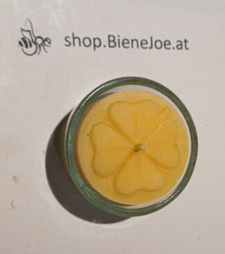 Teelicht in Glas "mit Kleeblatt"